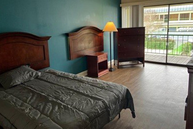 shelter-room-horizontal-blog-image A shelter room in the SHARE Bridge Bed program